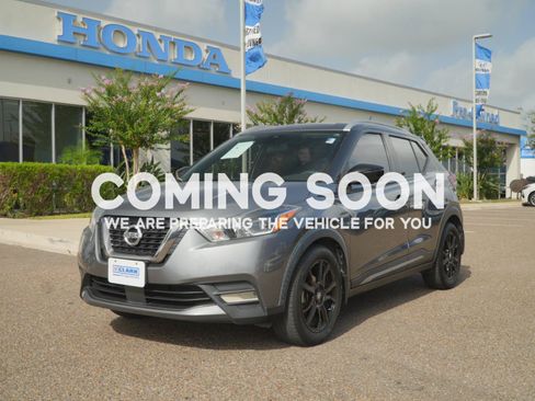 Used 2020 Nissan Kicks SR FWD image 1