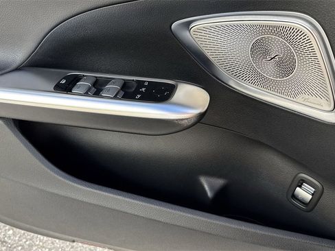 Used 2023 Mercedes-Benz C 300 Sedan w/ Pinnacle Trim Package image 41