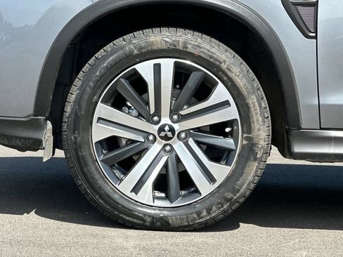 Used 2025 Mitsubishi Outlander Sport ES AWD/4WD image 25