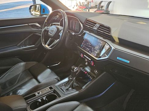 Used 2019 Audi Q3 2.0T Prestige w/ Prestige Package AWD/4WD image 31
