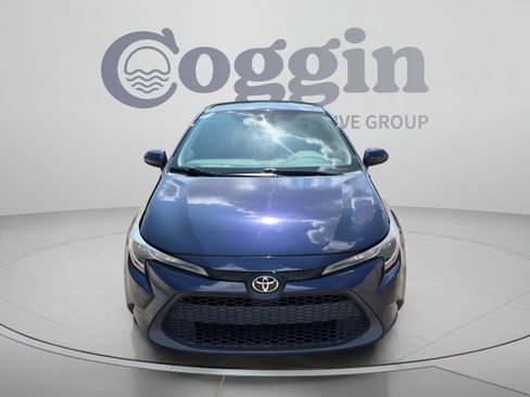Used 2022 Toyota Corolla LE FWD image 9