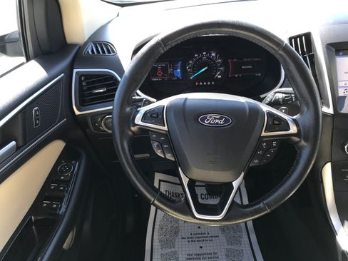 Used 2019 Ford Edge SEL w/ Equipment Group 201A AWD/4WD image 12
