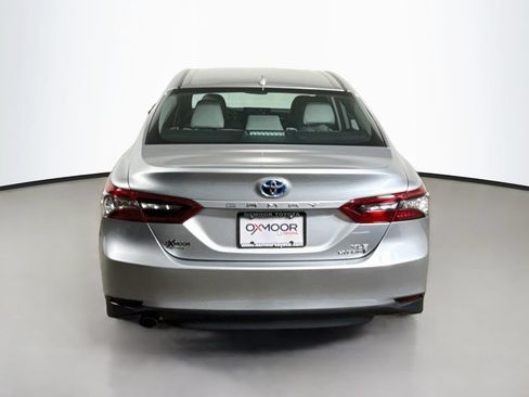 Certified 2021 Toyota Camry XLE w/ Cold Weather Package FWD image 6