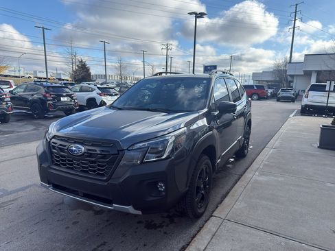 Used 2025 Subaru Forester Wilderness w/ Wilderness Package image 7