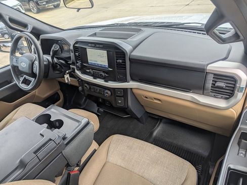 Used 2021 Ford F150 XLT w/ XTR Package image 28
