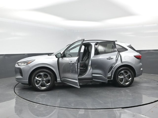 Certified 2024 Ford Escape ST-Line AWD/4WD image 28