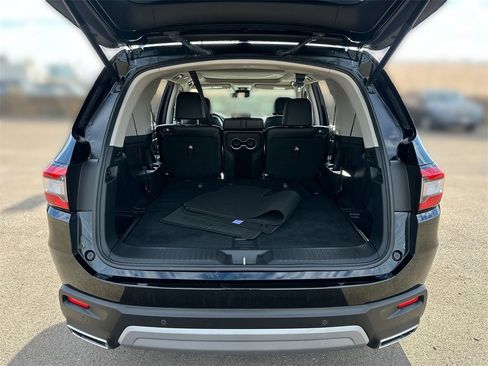 Used 2025 Honda Pilot Touring image 33