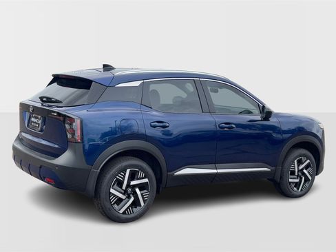 New 2026 Nissan Kicks SV image 7