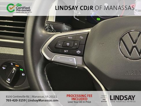 Used 2022 Volkswagen Atlas Cross Sport SE image 29