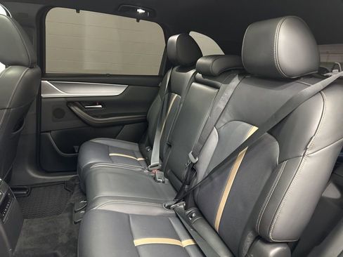 Used 2025 MAZDA CX-70 Plug-In Hybrid w/ Premium Plus image 22