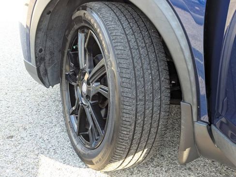 Used 2020 Nissan Kicks SR w/ SR Premium Package image 36