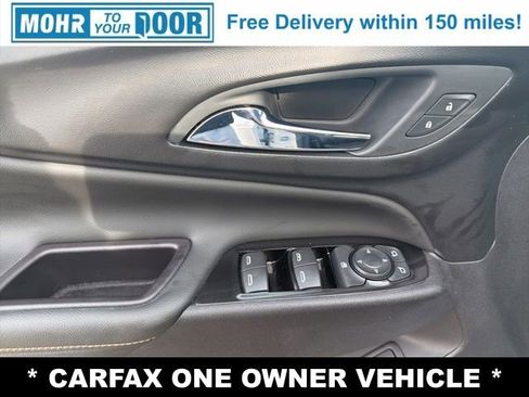 Used 2022 Chevrolet Equinox Premier image 11