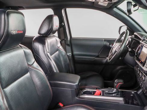Used 2019 Toyota Tacoma TRD Pro image 30
