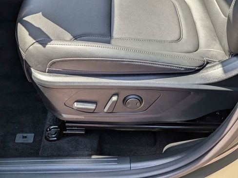 Used 2025 Hyundai Santa Cruz SEL image 12