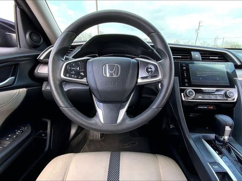 Used 2017 Honda Civic EX image 6