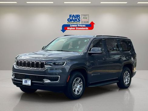 Used 2022 Jeep Wagoneer Series I w/ Convenience Group I image 3