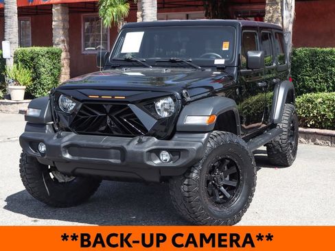 Used 2023 Jeep Wrangler Unlimited Sport AWD/4WD image 4
