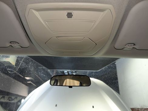 Used 2017 Ford C-MAX Energi SE image 20