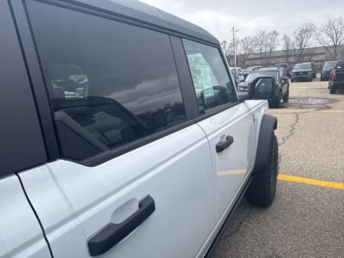 New 2026 Ford Bronco Big Bend w/ Black Diamond Package image 18