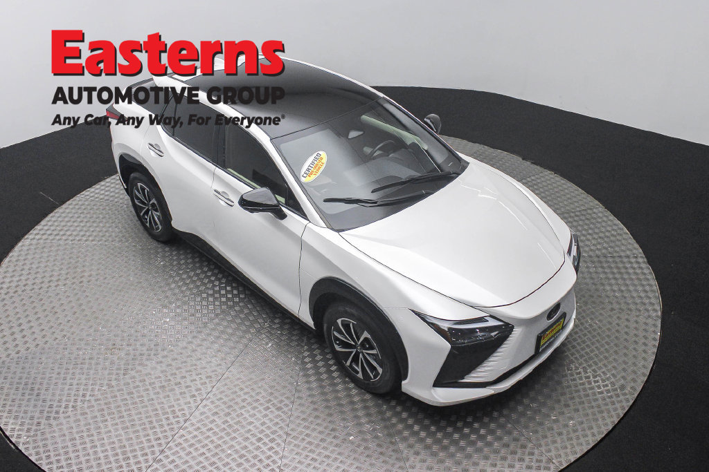 Used 2024 Lexus RZ 300e Premium w/ Accessory Package (Z1) FWD image 4