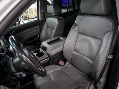 Used 2017 Chevrolet Tahoe LT w/ Off-Road Package AWD/4WD image 4
