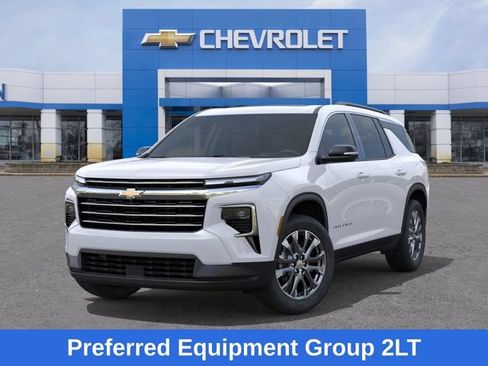 Used 2026 Chevrolet Traverse LT w/ Sun and Wheel Package AWD/4WD image 7