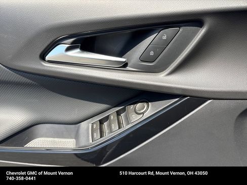 New 2026 Chevrolet Equinox LT w/ Safety and Technology Package FWD image 13