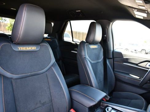 Used 2026 Ford Explorer Tremor w/ Tremor Convenience Package AWD/4WD image 33