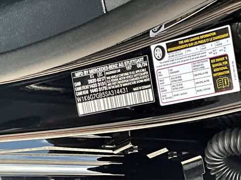 Used 2025 Mercedes-Benz S 580 4MATIC Sedan image 19