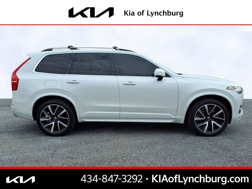 Used 2018 Volvo XC90 T6 Momentum w/ Momentum Plus Package AWD/4WD image 3