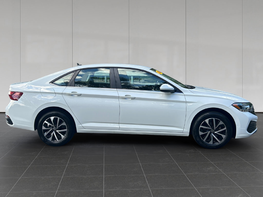 Used 2024 Volkswagen Jetta S FWD image 6