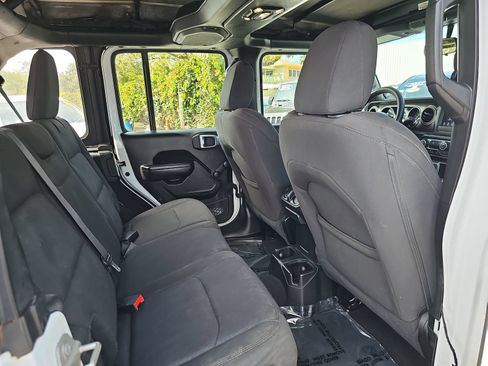 Used 2023 Jeep Wrangler Unlimited Sport AWD/4WD image 11