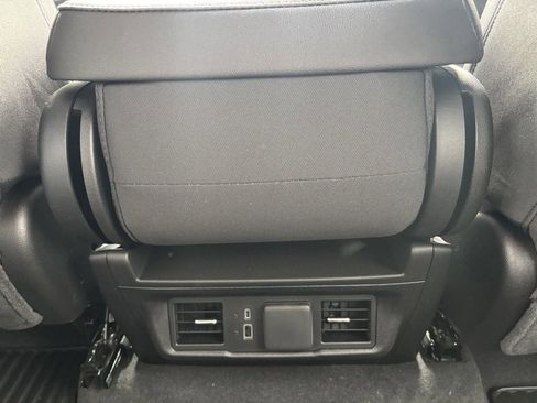 New 2026 GMC Sierra 2500 SLE w/ SLE Convenience Package image 11