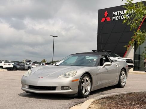 Used 2005 Chevrolet Corvette Convertible w/ Preferred Equipment Group RWD image 8