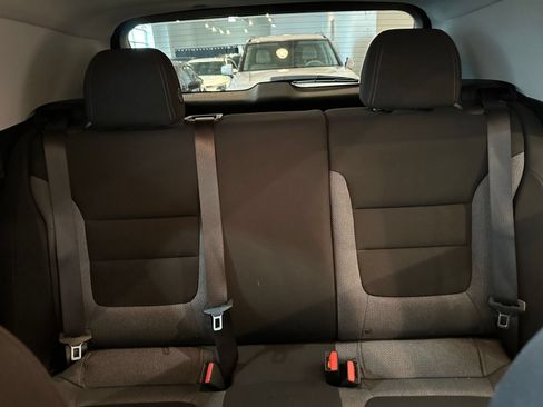 Used 2025 Chevrolet TrailBlazer LT FWD image 37