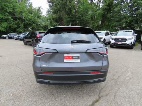 New 2026 Honda HR-V LX image 5