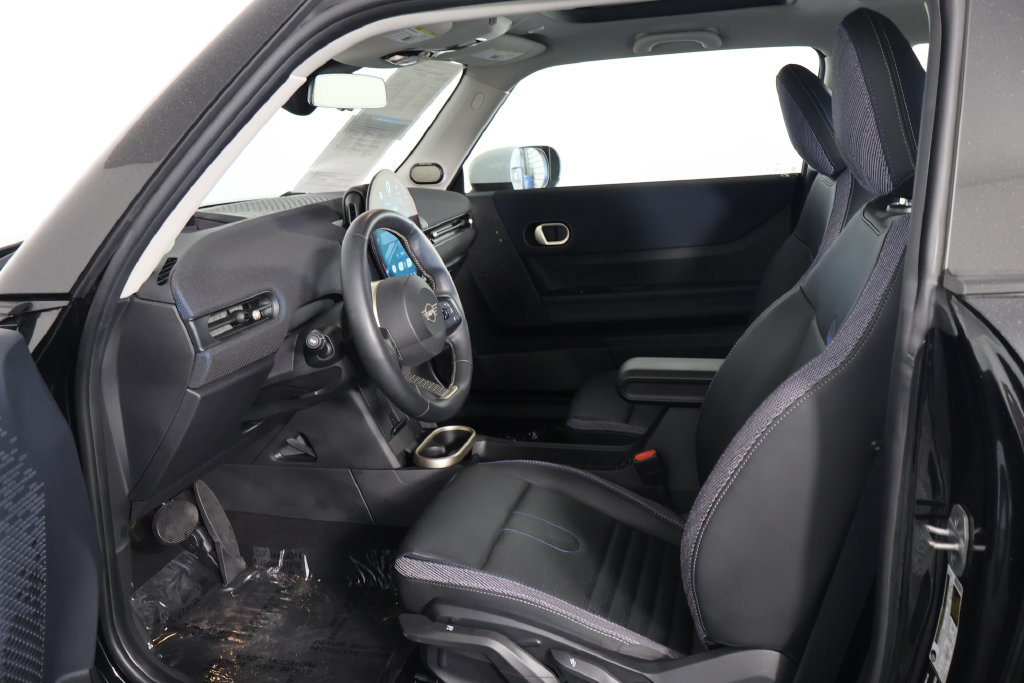 Used 2025 MINI Cooper S FWD image 9