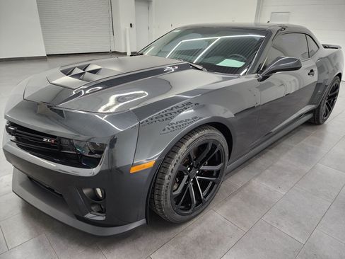 Used 2012 Chevrolet Camaro ZL1 RWD image 7