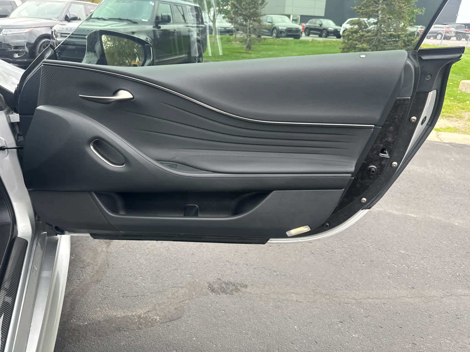 Used 2021 Lexus LC 500 Convertible w/ Touring Package RWD image 8