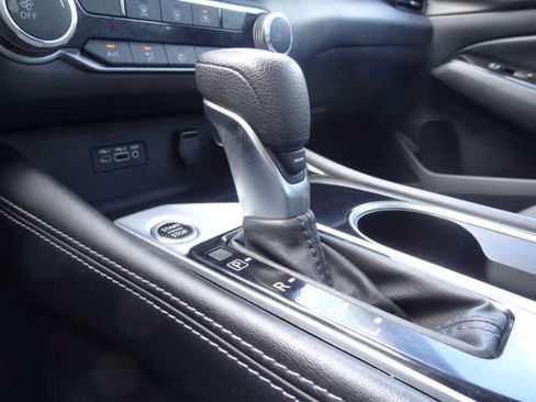 Used 2023 Nissan Altima 2.5 SV FWD image 28
