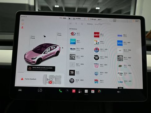 Used 2021 Tesla Model 3 Standard Range Plus RWD image 22