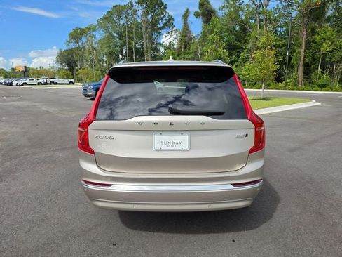 Used 2024 Volvo XC90 B5 Plus AWD/4WD image 11