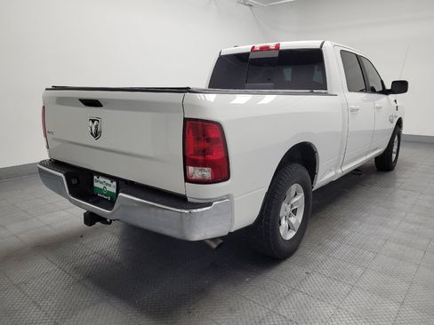 Used 2019 RAM 1500 Classic SLT RWD image 9