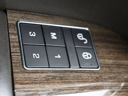Used 2019 Land Rover Range Rover Sport HSE AWD/4WD image 26