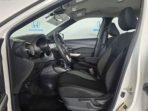 Used 2020 Nissan Kicks SV FWD image 6