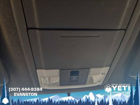 Used 2015 Ford F350 Lariat w/ Chrome Package image 29