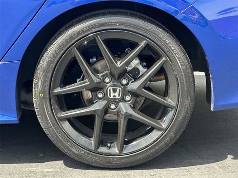 Used 2022 Honda Civic Sport image 8