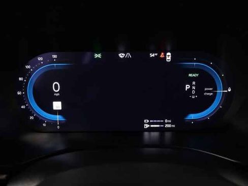 Certified 2024 Volvo XC60 T8 Ultimate w/ Protection Package Premier image 24