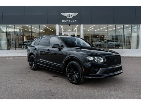 Used 2023 Bentley Bentayga Speed image 17