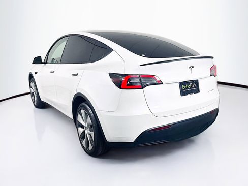Used 2023 Tesla Model Y Long Range AWD/4WD image 5